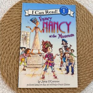 10/$25 • Fancy Nancy At The Museum‎ Easy Reader Level 1